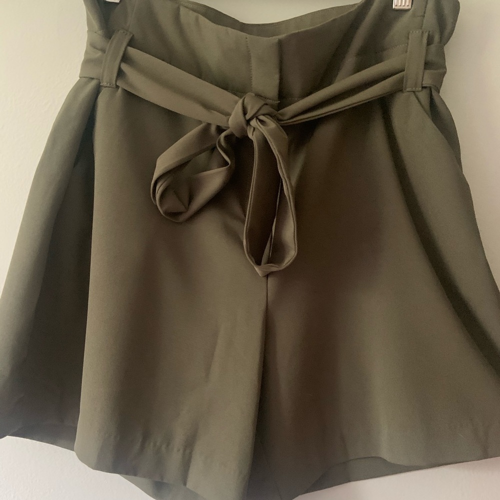 New York & Co. Olive Paper Bag Shorts